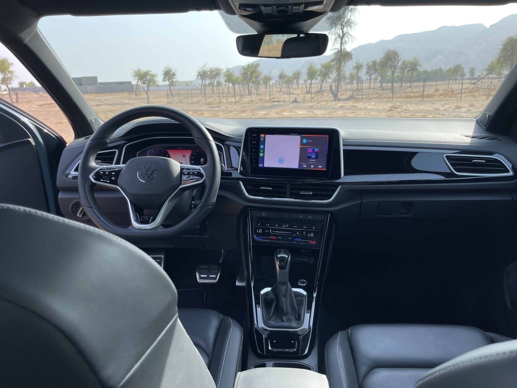 2023 Volkswagen TRoc R Line Interior