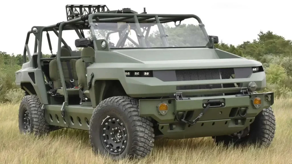 The HUMVEE is back, as an EV! 1 GM Defense front