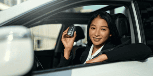 Transferring Car Ownership in UAE – Easy Step-by-Step 2025 Guide